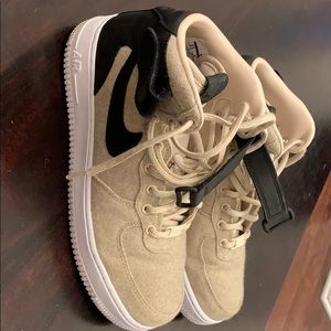 Like New Nike Air Force 1 brown/black size 8